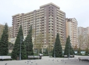 Satılır 5 otaqlı 205 m2 yeni tikili Şah İsmayıl Xətai m.