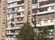 Satılır 3 otaqlı 60 m2 köhnə tikili Binəqədi r.