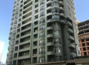 İcarəyə verilir 3 otaqlı 125 m2 yeni tikili Tibb Universiteti