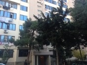 Satılır 5 otaqlı 128 m2 köhnə tikili 8 mkr