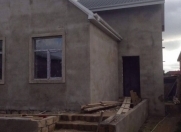 Satılır 4 otaqlı 3300 m2 həyət evi Saray