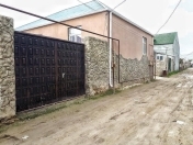 Satılır 4 otaqlı 120 m2 həyət evi Binə