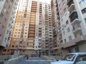 Satılır 2 otaqlı 82 m2 yeni tikili İnşaatçılar m.