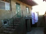 Satılır 4 otaqlı 200 m2 həyət evi Qaraçuxur