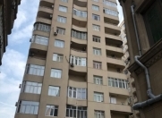 Satılır 2 otaqlı 80 m2 yeni tikili Nəriman Nərimanov m.