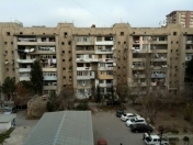 Satılır 3 otaqlı 80 m2 köhnə tikili Qara şəhər