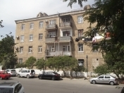 Satılır 1 otaqlı 40 m2 köhnə tikili Şah İsmayıl Xətai m.