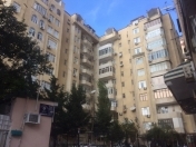 Satılır 3 otaqlı 114 m2 yeni tikili Memar Əcəmi m.