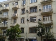 Satılır 3 otaqlı 75 m2 köhnə tikili 7 mkr