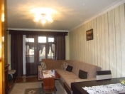 Satılır 3 otaqlı 70 m2 köhnə tikili Bakı Dövlət Universiteti