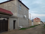 Satılır 6 otaqlı 220 m2 həyət evi Badamdar