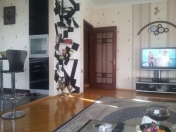 Satılır 3 otaqlı 99 m2 yeni tikili 9 mkr