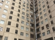 Satılır 4 otaqlı 180 m2 yeni tikili 8 mkr