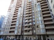 Satılır 3 otaqlı 125 m2 yeni tikili Nizami m.