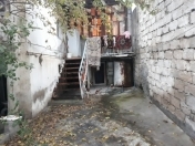 Satılır 3 otaqlı 72 m2 həyət evi Əmircan