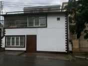 Satılır 4 otaqlı 150 m2 obyekt Elmlər Akademiyası m.