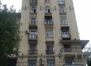 Satılır 2 otaqlı 65 m2 köhnə tikili Hüseyn Cavid parkı