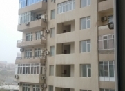 Satılır 1 otaqlı 65 m2 yeni tikili İnşaatçılar m.