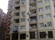 Satılır 3 otaqlı 130 m2 yeni tikili İnşaatçılar m.