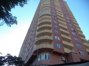 Satılır 4 otaqlı 200 m2 yeni tikili Zoopark