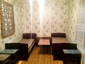 İcarəyə verilir 1 otaqlı 30 m2 həyət evi Ayna Sultanova heykəli