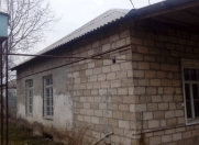 Satılır 3 otaqlı 70 m2 həyət evi Bərdə