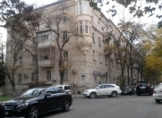 İcarəyə verilir 2 otaqlı 45 m2 köhnə tikili Qış parkı