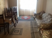 Satılır 2 otaqlı 50 m2 köhnə tikili Tibb Universiteti