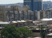 Satılır 2 otaqlı 53 m2 köhnə tikili Elmlər Akademiyası m.
