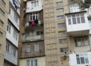 Satılır 1 otaqlı 35 m2 köhnə tikili İnşaatçılar m.