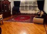 Satılır 3 otaqlı 125 m2 köhnə tikili 9 mkr