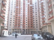 Satılır 1 otaqlı 76.6 m2 yeni tikili 8 km