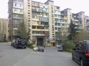 Satılır 4 otaqlı 100 m2 köhnə tikili Binəqədi r.