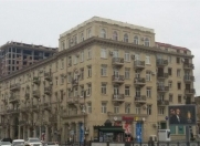 Satılır 3 otaqlı 70 m2 köhnə tikili Nizami m.
