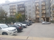 Satılır 3 otaqlı 110 m2 köhnə tikili Azneft meydanı