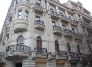 İcarəyə verilir 2 otaqlı 60 m2 köhnə tikili Sahil m.