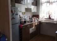 İcarəyə verilir 3 otaqlı 75 m2 köhnə tikili Nizami m.