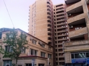 Satılır 4 otaqlı 176 m2 yeni tikili Xarici İşlər Nazirliyi