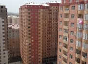 Satılır 2 otaqlı 75 m2 yeni tikili İnşaatçılar m.