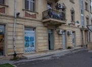 İcarəyə verilir 2 otaqlı 75 m2 ofis Nərimanov r.