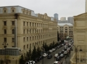 Satılır 6 otaqlı 200 m2 köhnə tikili Nizami m.