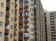 Satılır 2 otaqlı 60 m2 yeni tikili İnşaatçılar m.