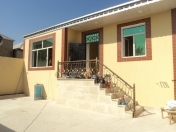Satılır 3 otaqlı 100 m2 həyət evi Binəqədi