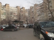 Satılır 2 otaqlı 60 m2 köhnə tikili 8 mkr