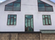 İcarəyə verilir 7 otaqlı 300 m2 həyət evi Qəbələ