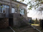 Satılır 12 otaqlı 220 m2 həyət evi Azadlıq prospekti m.