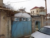 Satılır 4 otaqlı 400 m2 həyət evi Qaraçuxur
