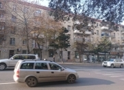 Satılır 2 otaqlı 60 m2 köhnə tikili Elmlər Akademiyası m.