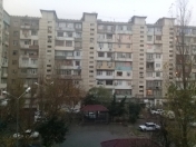 Satılır 3 otaqlı 60 m2 köhnə tikili İnşaatçılar m.