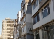 Satılır 5 otaqlı 148 m2 köhnə tikili Elmlər Akademiyası m.